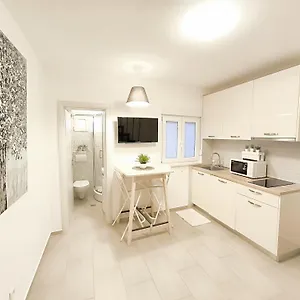  Appartement & Niko Croatie
